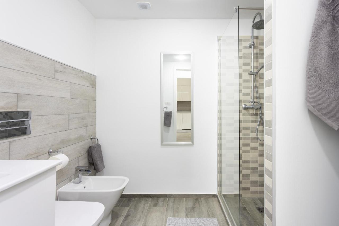Castle Harbour Apartment Arona  Exterior photo